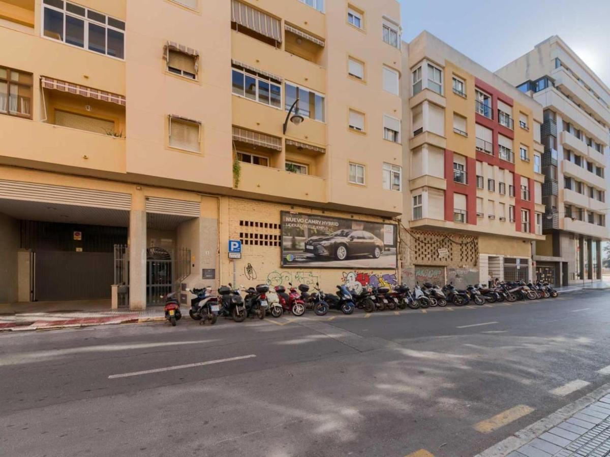 Holidays2Malaga Plaza De Toros Vieja & Terrace & Optional Parking Bagian luar foto